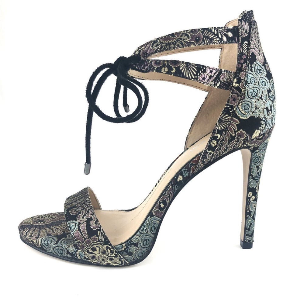 Patterned Women's Heels - Picture 2 of 5